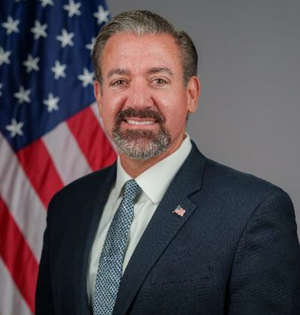 Dr. Kevin Rhodes